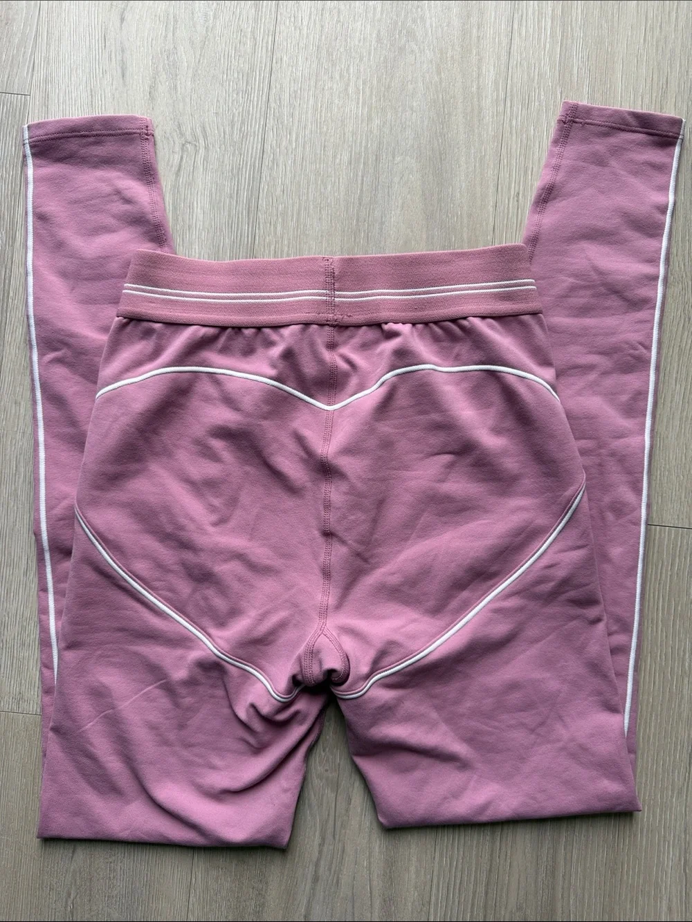 ALO Yoga Mauve Pink Seamless Sports Bra & Leggings Set
